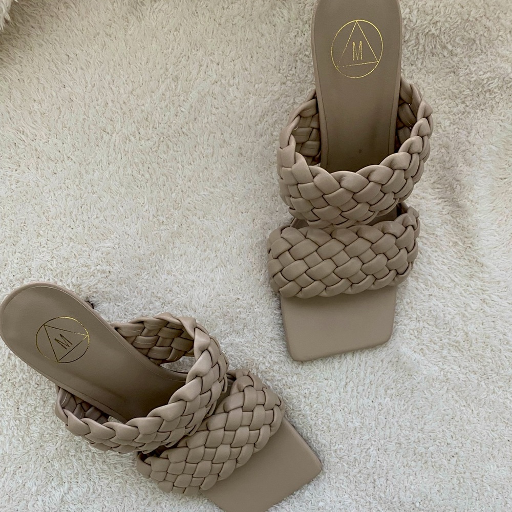 Missguided Nude Heeels